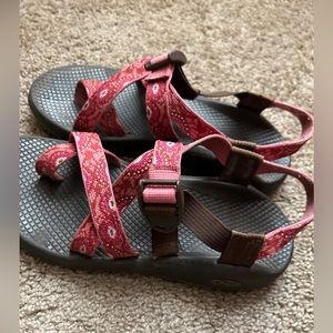 Women’s size 8 Chacos
